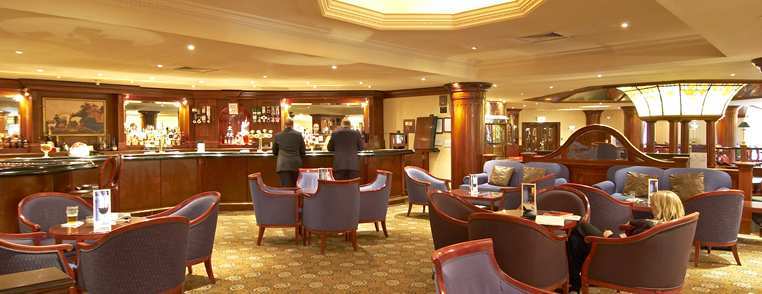 Hotel Hilton Newbury Centre Restaurante foto