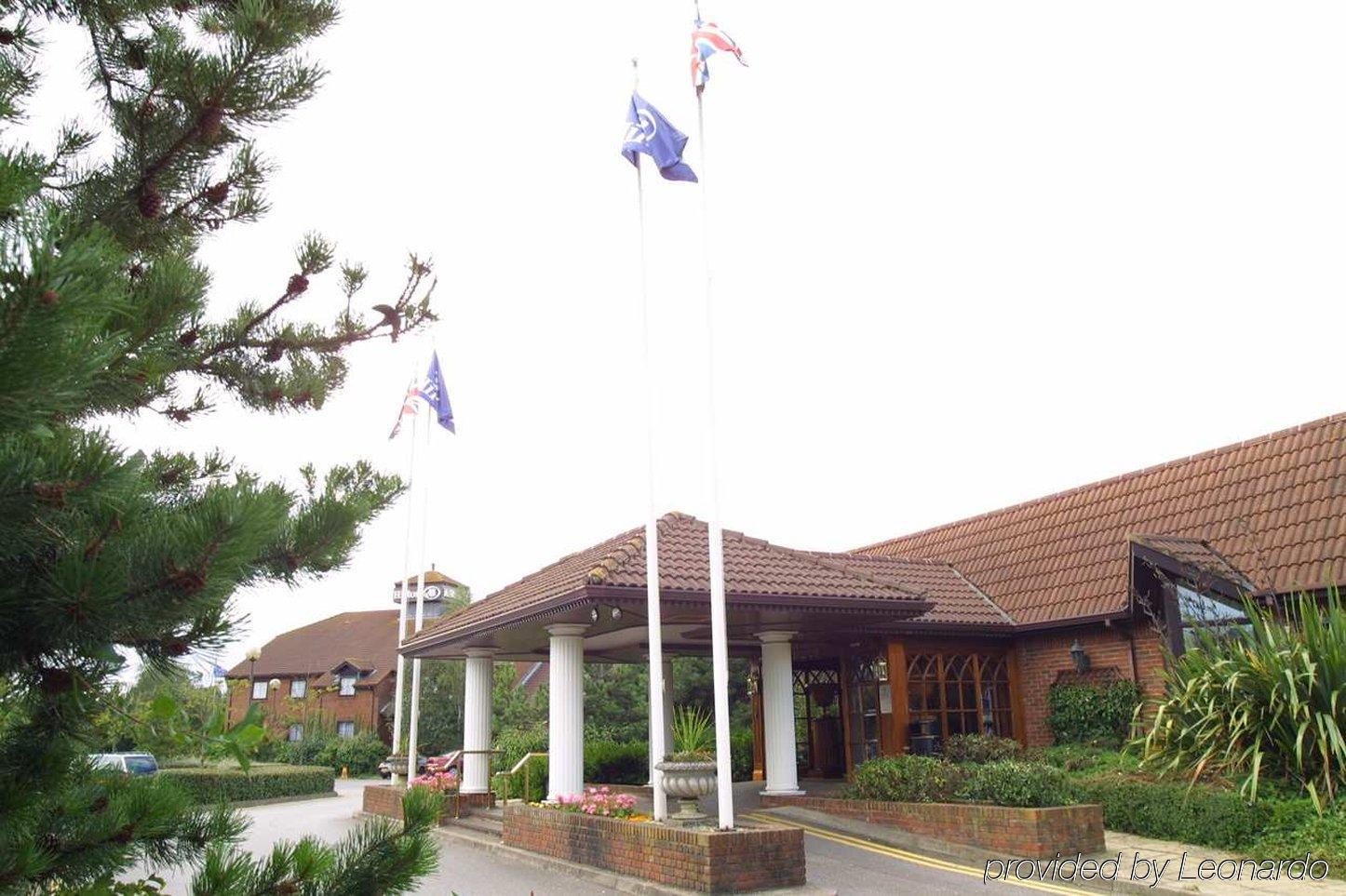 Hotel Hilton Newbury Centre Exterior foto